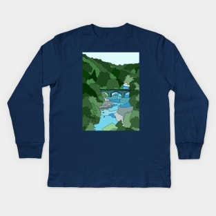 River Swale and Town Bridge, Richmond, North Yorkshire Kids Long Sleeve T-Shirt